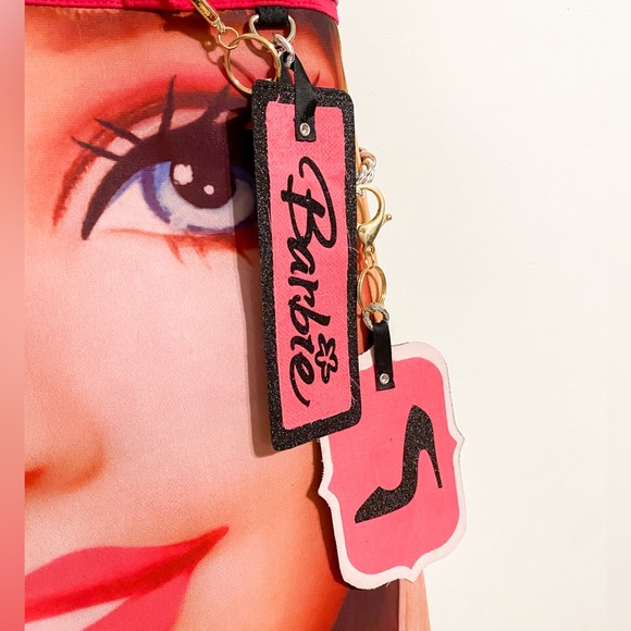 Custom reworked vintage Barbie face oversized tote bag. - Picture 6 of 8